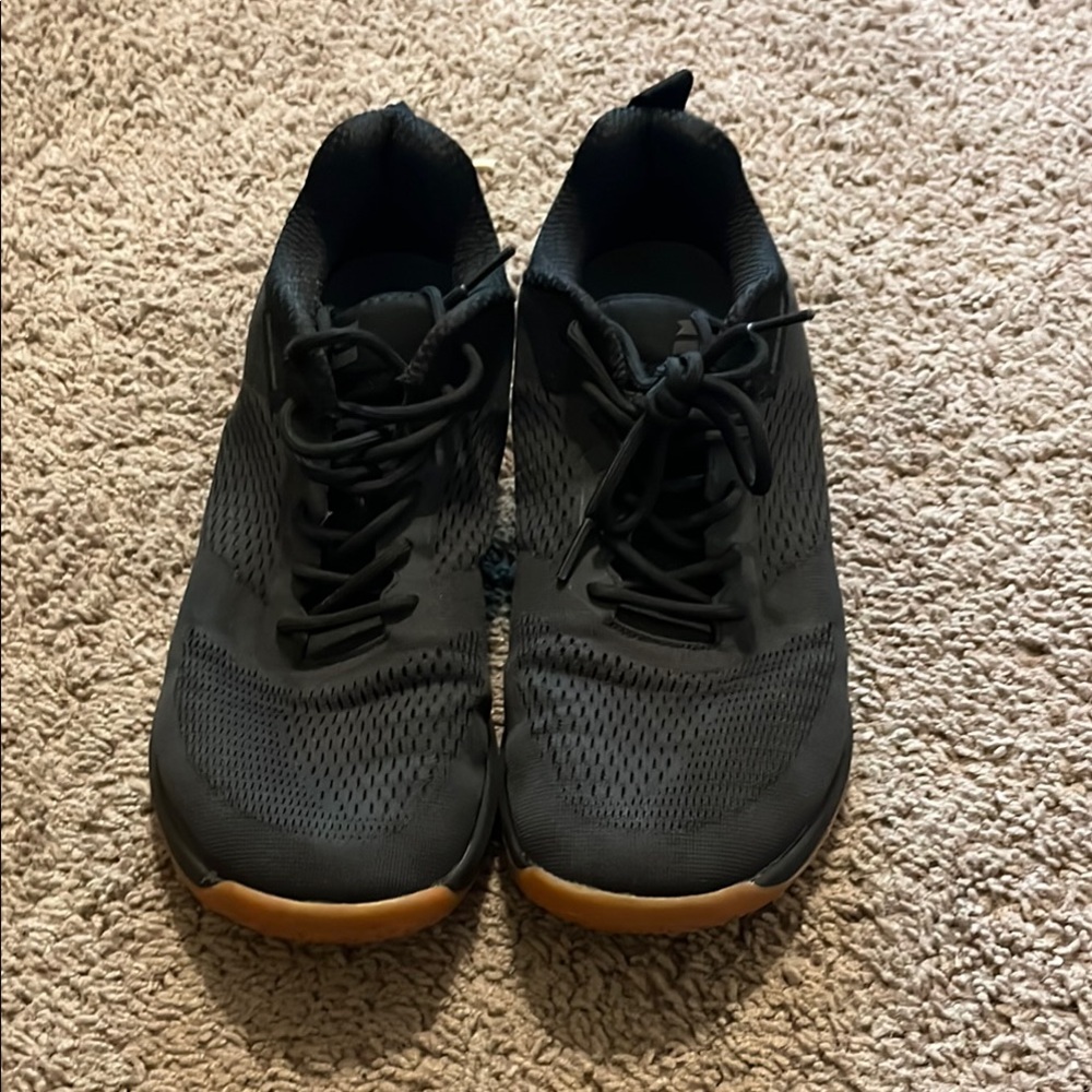 Men's Black and Tan Athletic Shoes